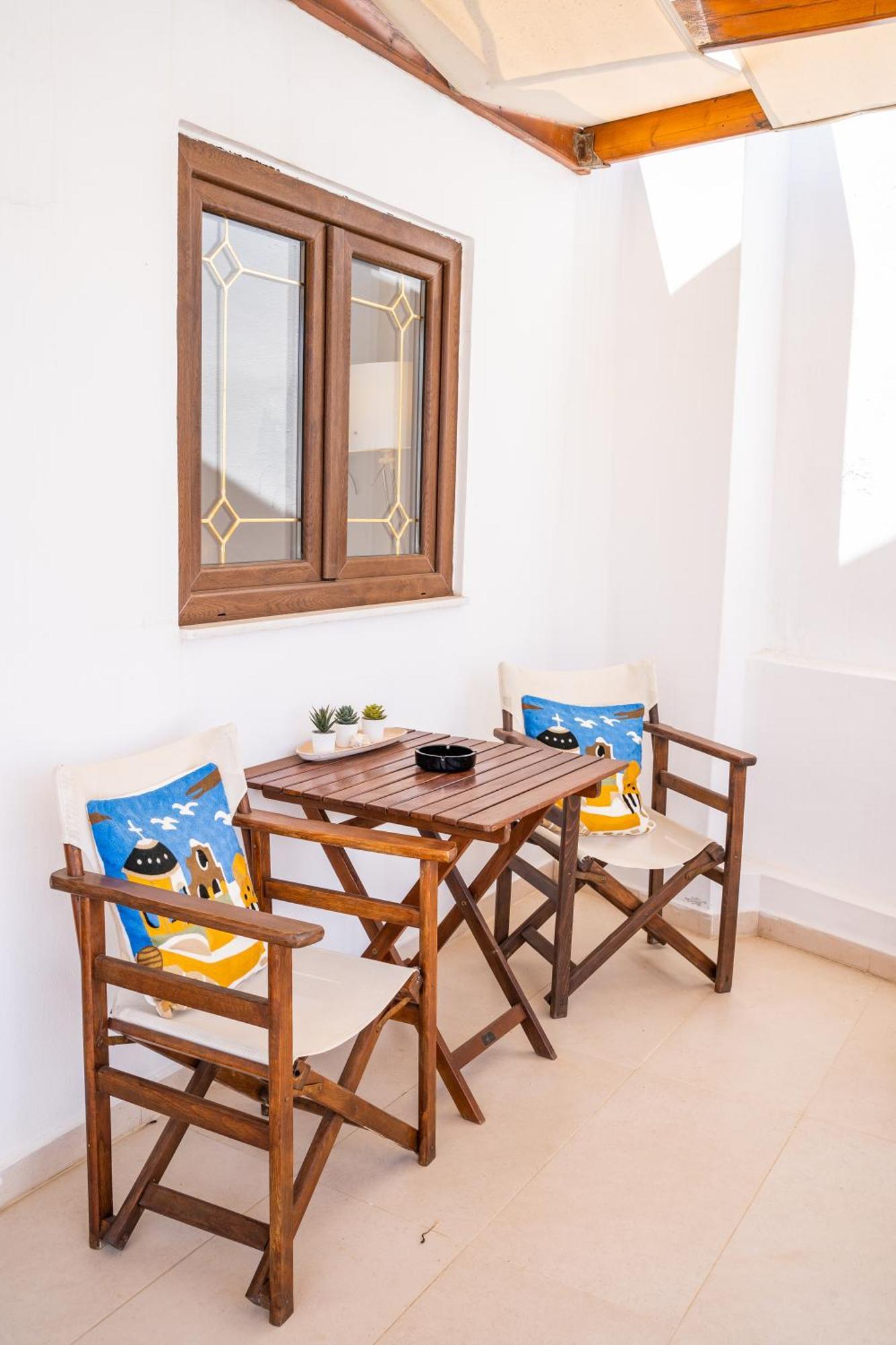 Mimis & Connie 2 Apartment Karpathos Ngoại thất bức ảnh
