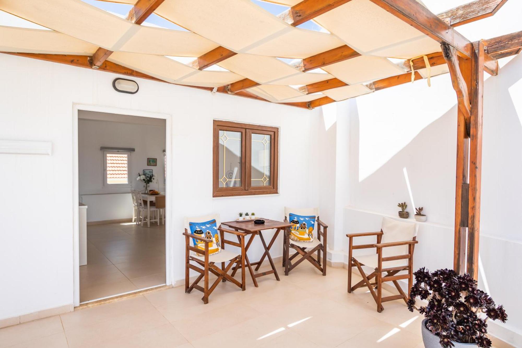 Mimis & Connie 2 Apartment Karpathos Ngoại thất bức ảnh